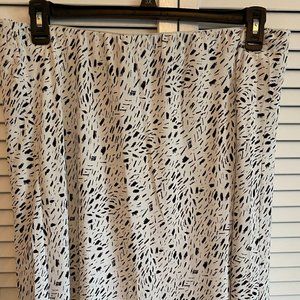 Lane Bryant Off-White & Black Women's Midi Plus Size 22 Skirt Cut on Bias